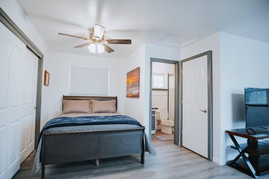 Gorgeous Upstairs Studio With Patio And Laundry Chico Exterior photo